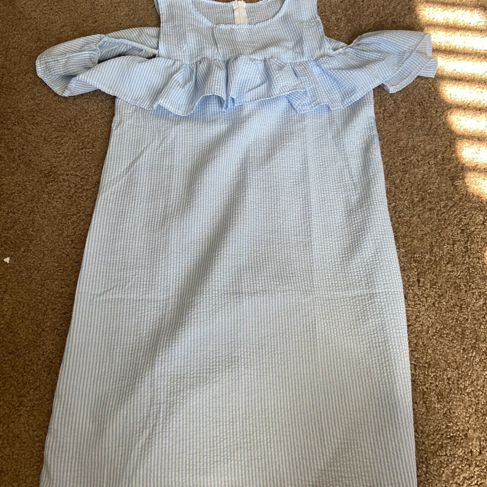 Juniors Pillow Dress. Size medium